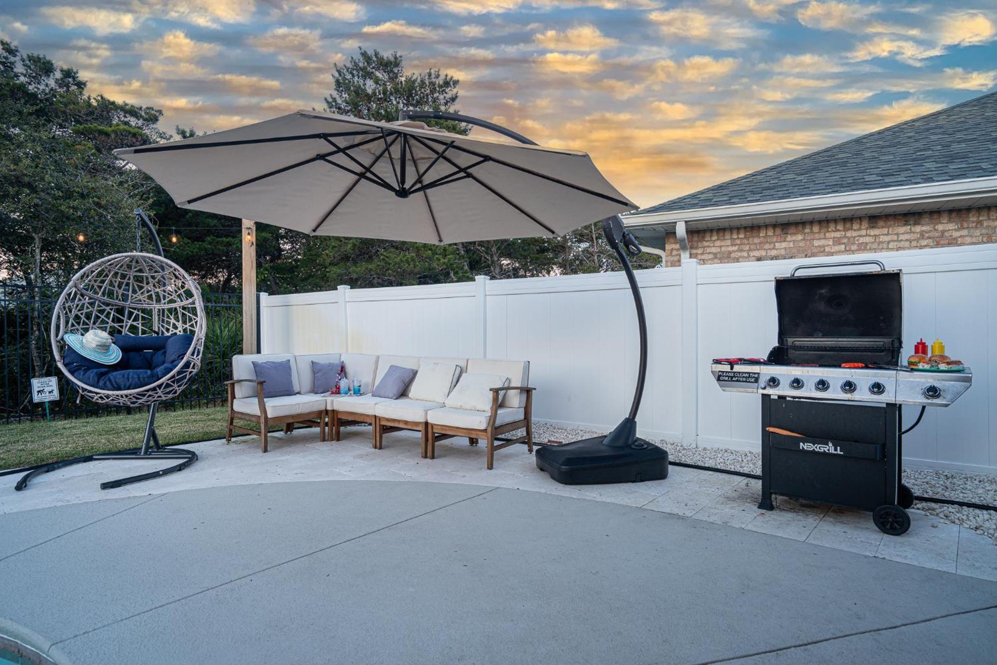 Heated Pool And Golf Cart, Walk To Beach! Best Deal! Destin Exterior foto